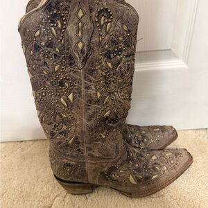 Embroidered Brown Heeled Boots